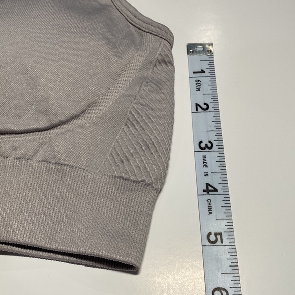 RYU Sports Bra Vapor Taupe (Raindrop)Padded Pullover Canadian Design M NWT - Picture 6 of 13
